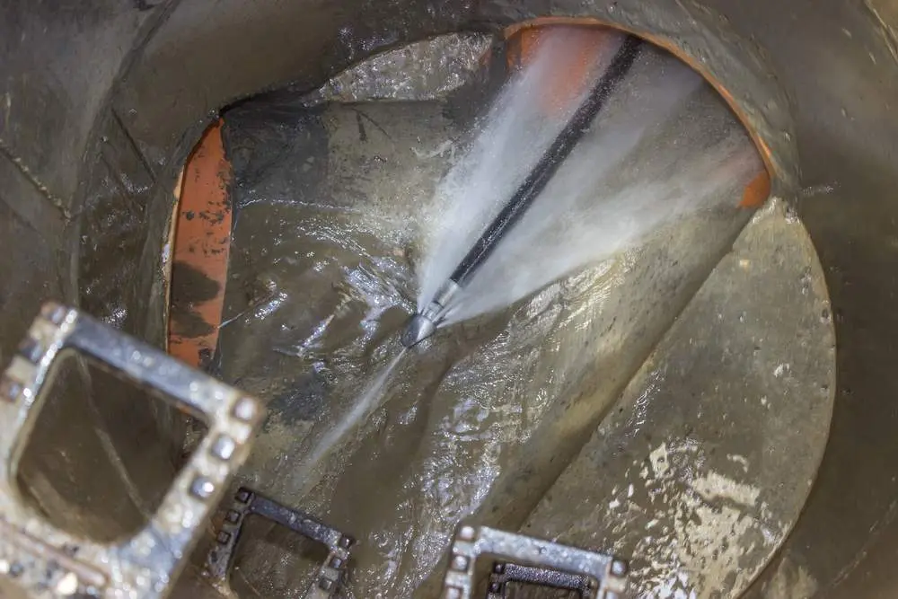 jetting drain cleaning high pressure manhole
